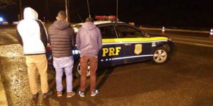 Polícia apreende Crack com homens que seguiam de táxi para Joaçaba