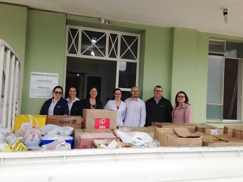 Hospital São Roque recebe mais de meia tonelada de alimentos da CDL