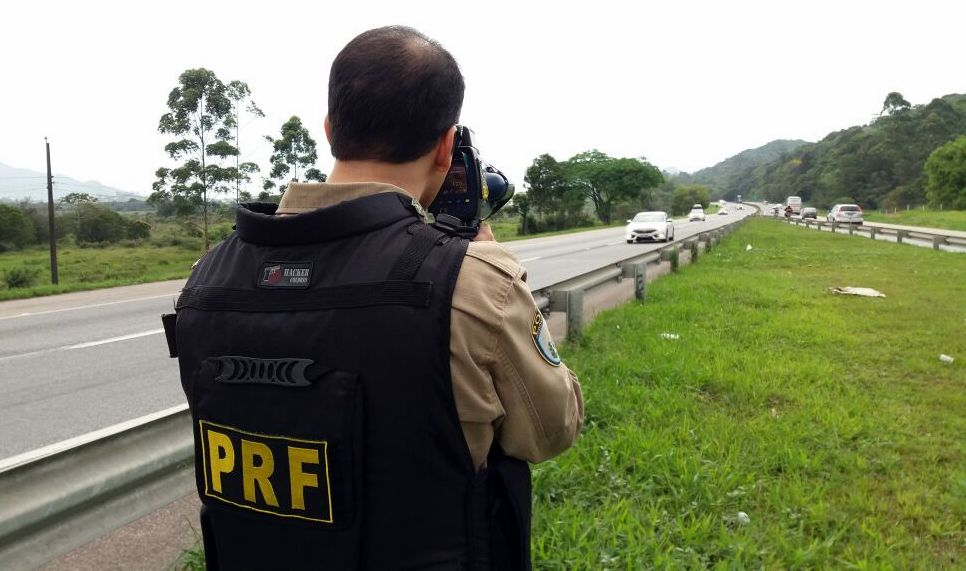 Radares fotográficos registraram 3.745 imagens de veículos acima da velocidade permitida.