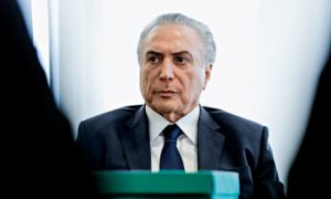 Temer passa mal e é levado para centro cirúrgico de hospital 