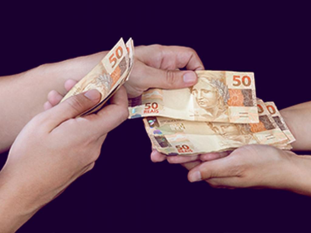 A partir de 2018 contribuintes deverão declarar mensalmente operações liquidadas em espécie nos valores acima de R$ 30 mil