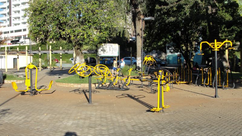 O Programa   tem por objetivo promover parcerias para organização, manutenção e conservação de praças públicas no Município. Foto: Praça engenheiro Daniel Olimpio da Rocha