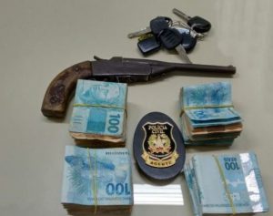  Polícia Civil prende homem que furtou R$ 160 mil de cofre em residência de Joaçaba 