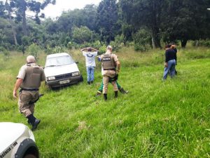 Quatro pessoas são detidas por furto de pinhão em Ponte Serrada