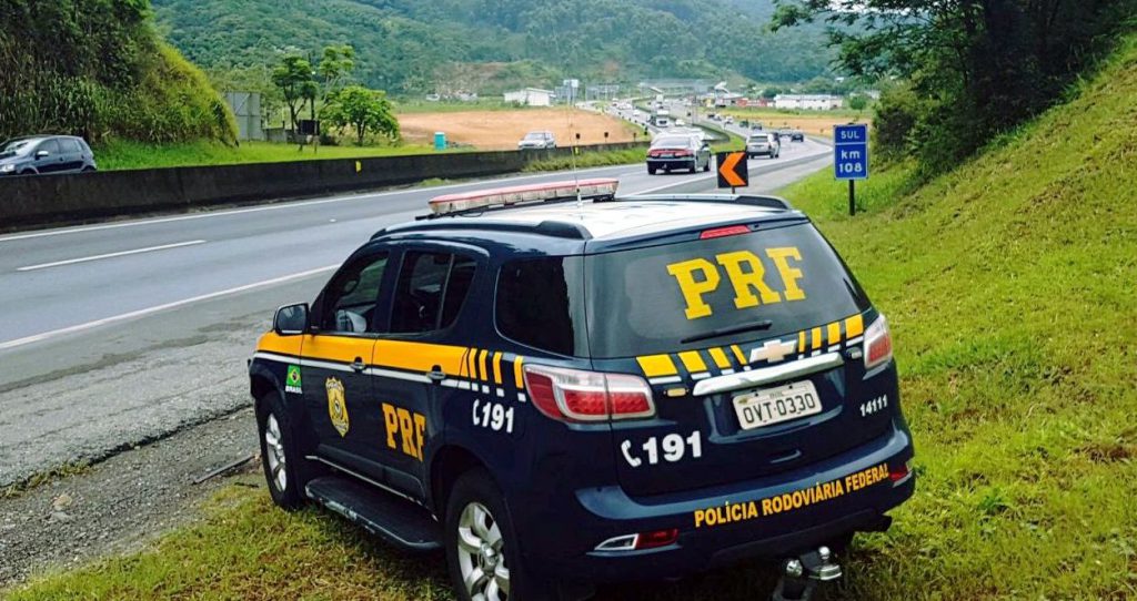 A Polícia Rodoviária Federal inicia a partir da zero hora desta 5ª feira dia 29/03, em todo o Brasil, a Operação Semana Santa 2018.