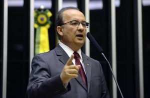 Senador eleito Jorginho Mello (PR) conquistou a assinatura do convênio das obras de ampliação do aeroporto junto ao Ministério dos Transportes. 