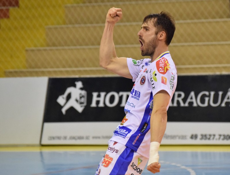 Joaçaba Futsal vence São Lourenço pela Divisão Especial