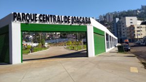 Prefeito assina decreto que regulamenta uso do Parque Central