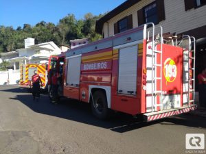 Princípio de incêndio em residência mobiliza Bombeiros em Herval