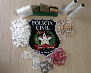 Polícia Civil apreende mais de mil comprimidos de ecstasy, maconha, crack e cocaína em Joaçaba