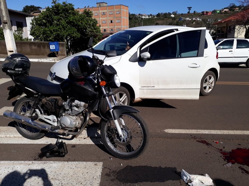 Colisão deixa motociclista gravemente ferido em Erval Velho