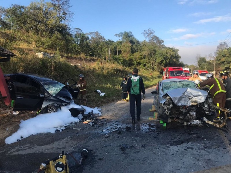 Foto:Colisão matou três pessoas em Apiúna (Foto: Batalhão de Operações Aéreas)