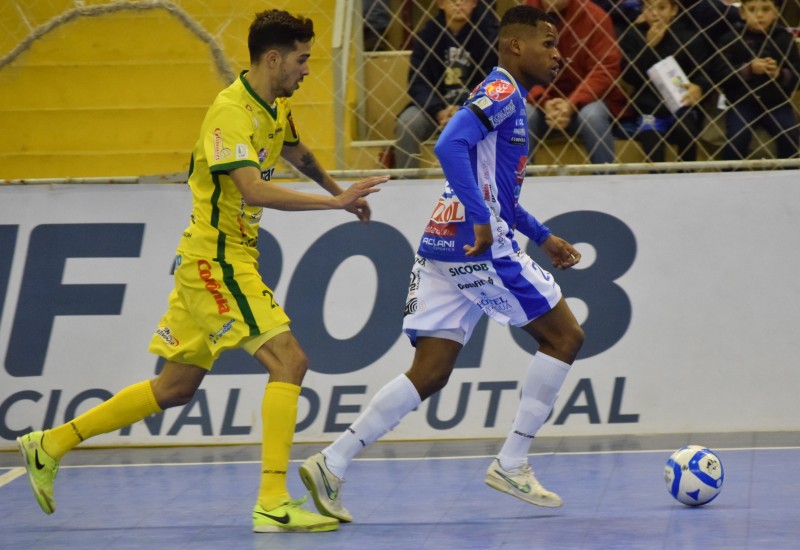 Joaçaba Futsal recebe o Cascavel nesta segunda pela Liga Nacional