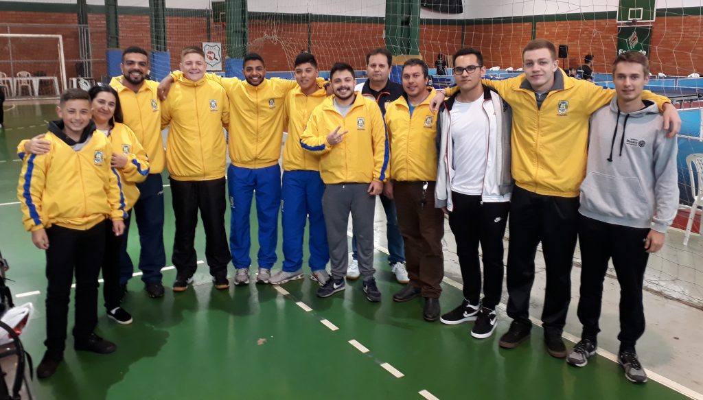 Equipe joaçabense ficou em 3º lugar geral no tênis de mesa masculino.