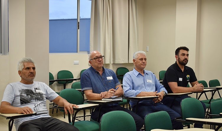 Estiveram presentes os vereadores, Chico Lopes, Diego Bairros, Luiz Vastres e Sergio Favretto.