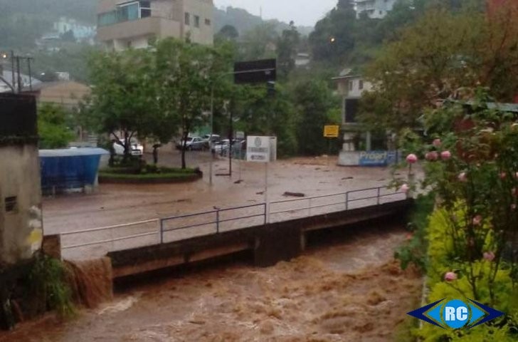 Chuva causa novos transtornos em Capinzal, Ouro e Zortéa