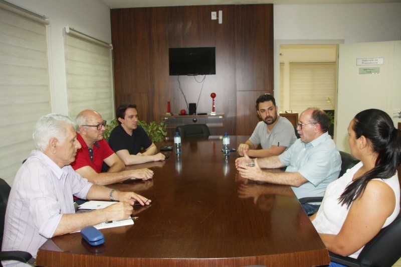 Foto:Reunião com os vereadores