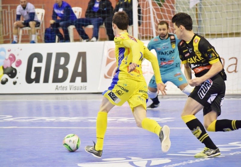 Joaçaba Futsal enfrenta Jaraguá do Sul pela semifinal do estadual