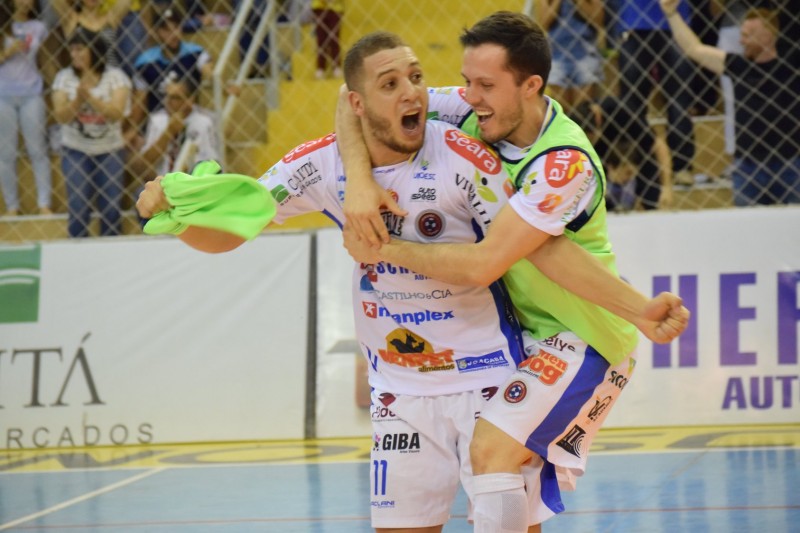 Joaçaba Futsal vence o Jaraguá e se classifica à final do Campeonato Catarinense