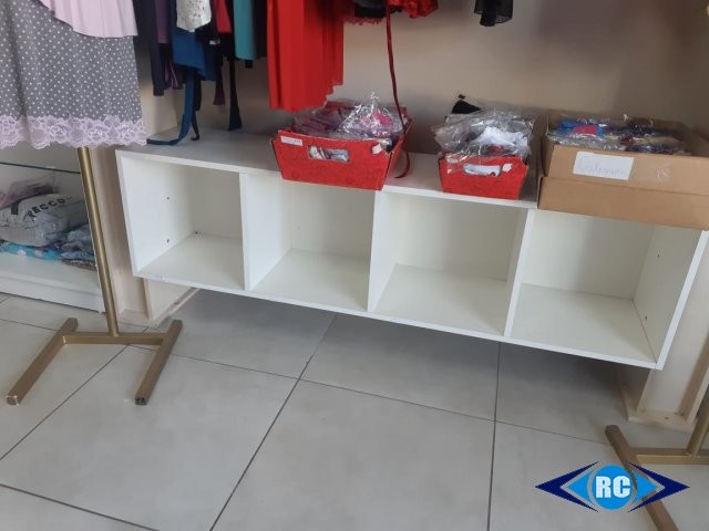 Ladrões fazem ‘limpa’ em loja no centro de Capinzal